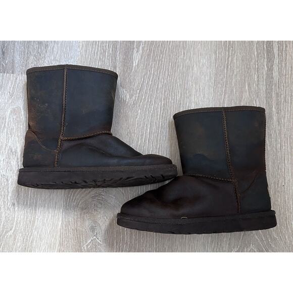 UGG Australian Bomber Short Boots|Dark Brown|Sz 4 - Picture 8 of 8